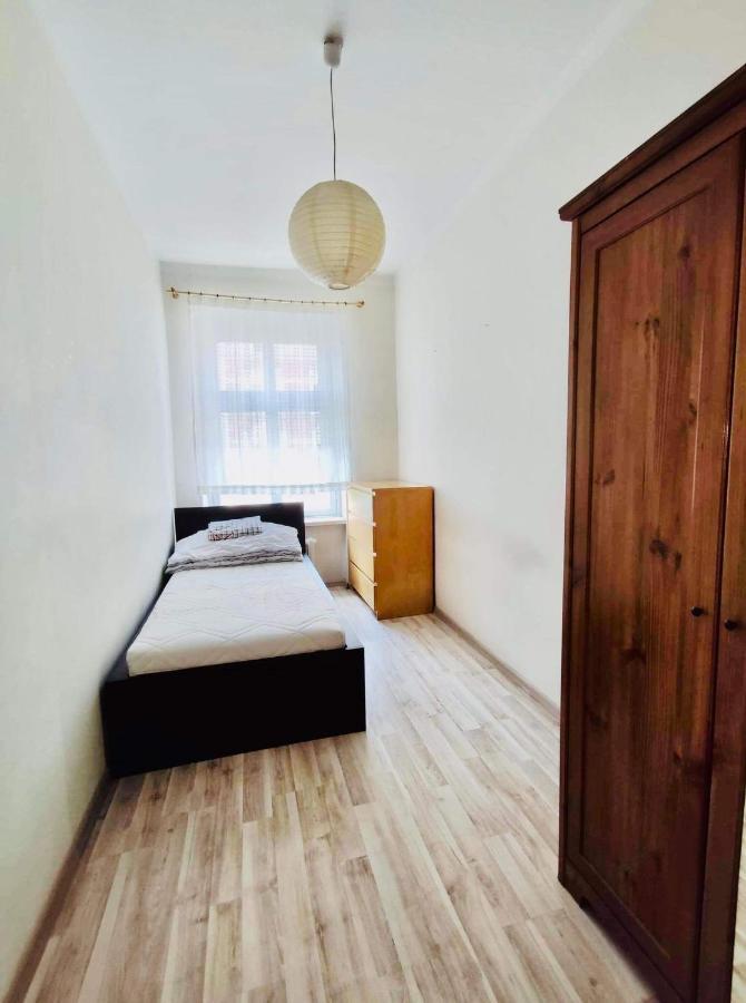 Przestronny Apartament Dla Czterech Osob Daire Wrocław Dış mekan fotoğraf