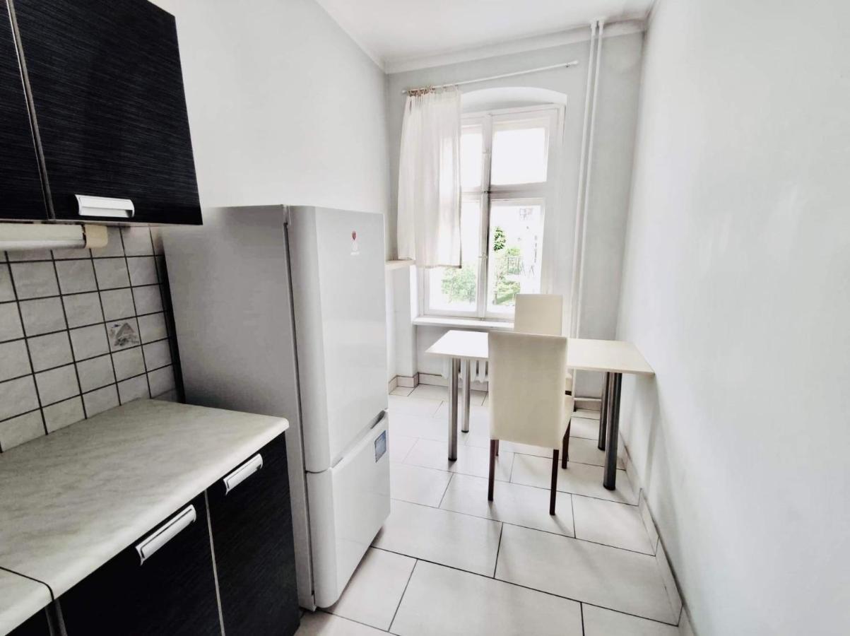 Przestronny Apartament Dla Czterech Osob Daire Wrocław Dış mekan fotoğraf
